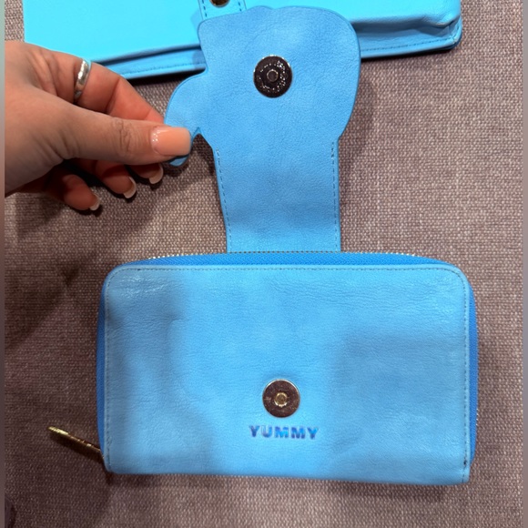 Disney Loungefly Stitch Wallet Bundle – Floral Long Wallet + Pineapple‎ Wallet - Picture 6 of 10